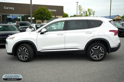 White 2023 Hyundai SANTA FE HEV Limited