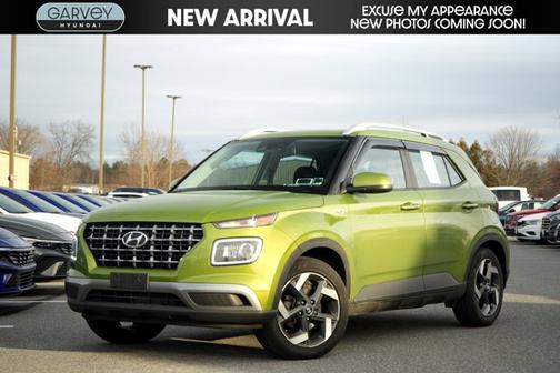 2021 Hyundai VENUE SEL