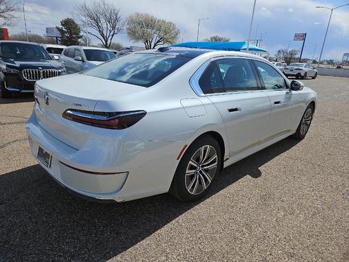 2024 BMW i7 eDrive50