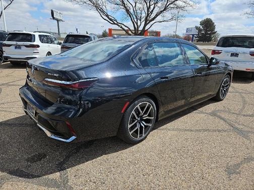 2024 BMW i7 xDrive60