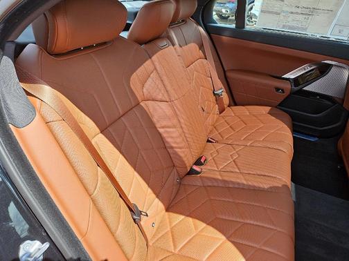 2024 BMW i7 xDrive60