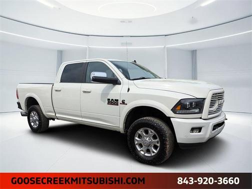 2018 RAM 3500 Laramie Crew Cab 4x4 6'4' Box