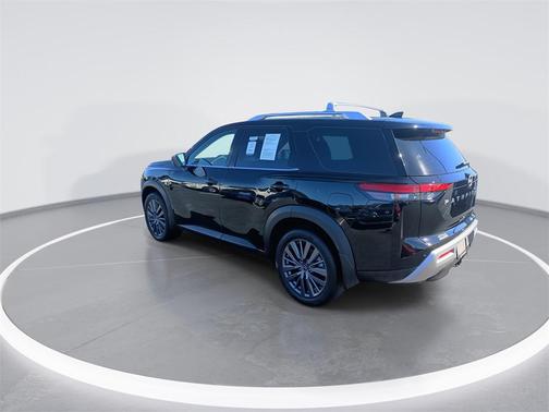 2024 Nissan Pathfinder SL 4WD