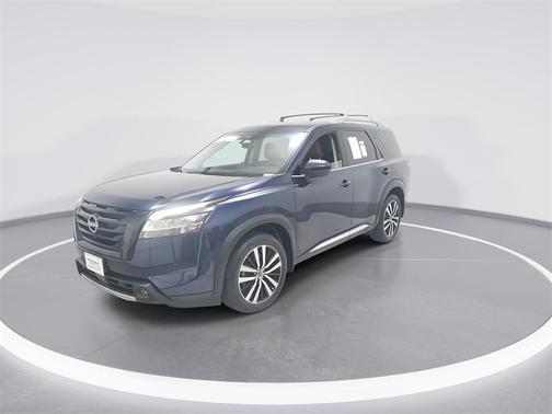 2023 Nissan Pathfinder Platinum 4WD