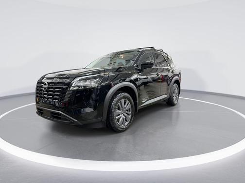 Super Black 2026 Nissan Pathfinder SV