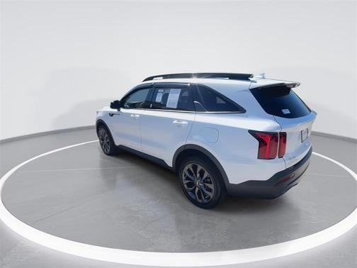 2023 Kia Sorento EX