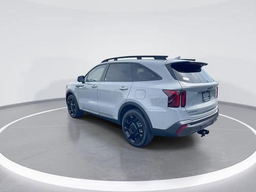 Wolf Gray 2025 Kia Sorento SX