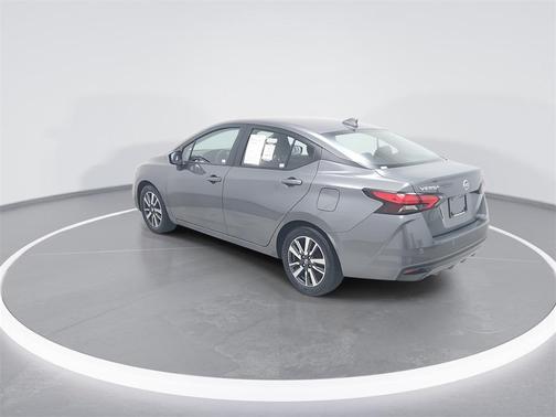 2022 Nissan Versa 1.6 SV