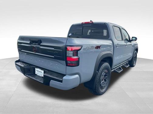Boulder Gray Pearl 2025 Nissan Frontier PRO-4X