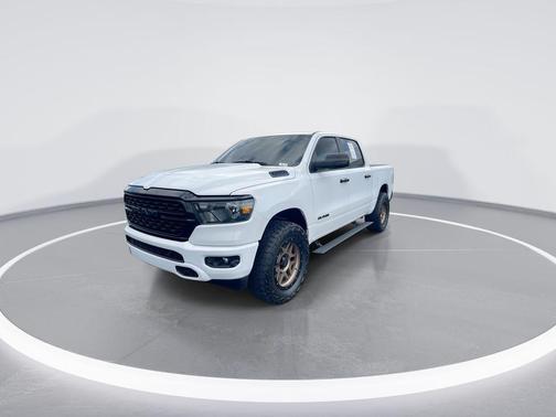 Bright White Clearcoat 2024 RAM 1500 Big Horn/Lone Star