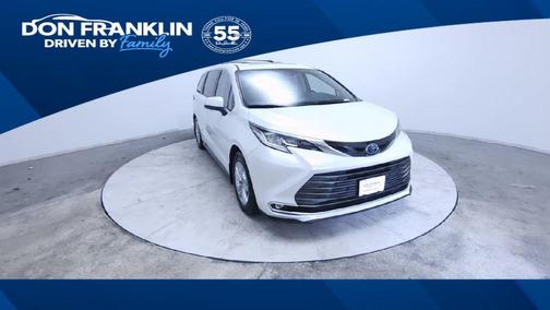 2022 Toyota Sienna Limited
