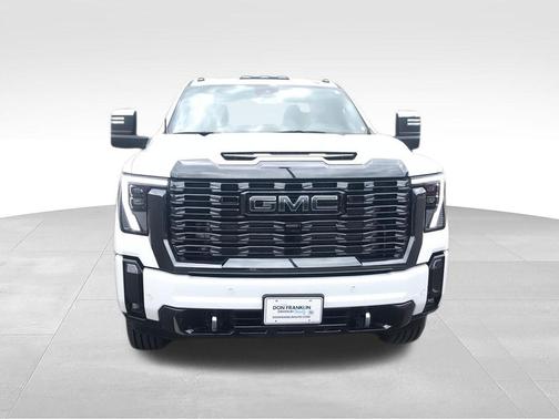 Summit White 2024 GMC Sierra 3500 Denali