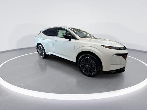 Everest White Pearl Tricoat 2026 Nissan Murano Platinum