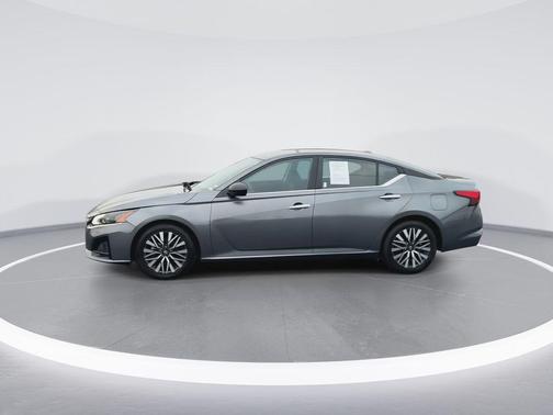 Gun Metallic 2024 Nissan Altima 2.5 SV