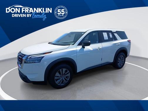 Glacier White 2024 Nissan Pathfinder S 4WD