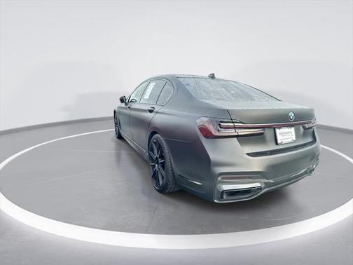 2021 BMW 750 i xDrive
