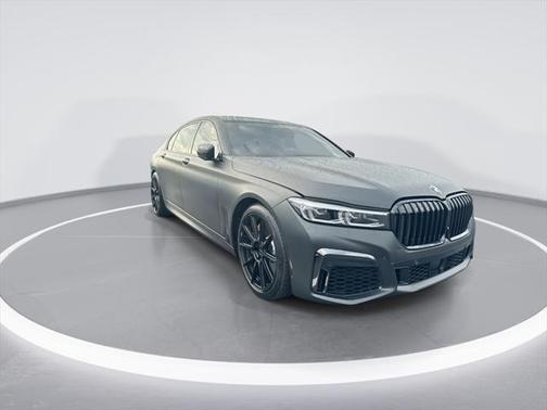 2021 BMW 750 i xDrive