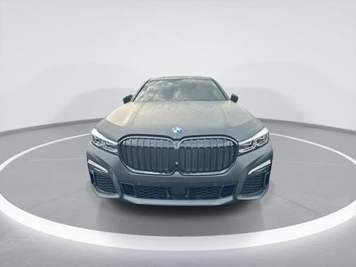 2021 BMW 750 i xDrive