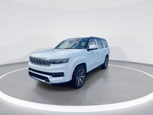 Bright White Clearcoat 2022 Jeep Grand Wagoneer Series III 4x4