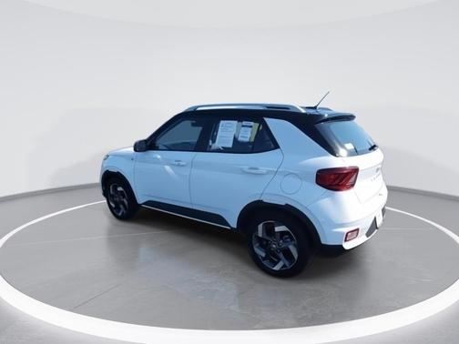2023 Hyundai VENUE Limited
