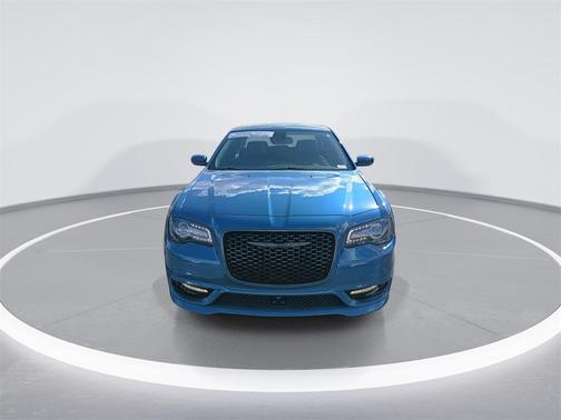 2023 Chrysler 300 Touring