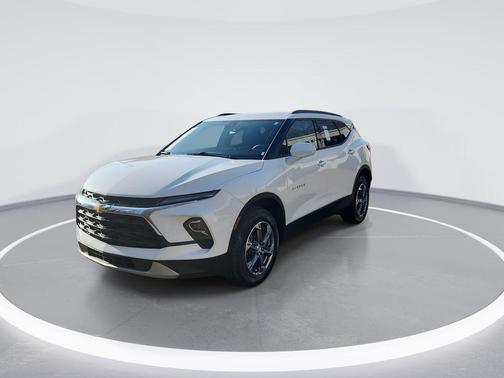 Summit White 2024 Chevrolet Blazer 2LT