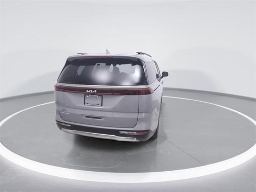 2024 Kia Carnival SX