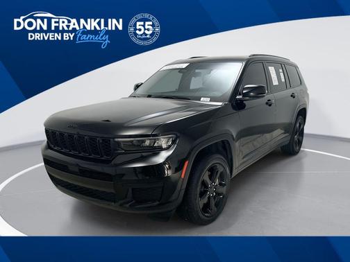 Diamond Black Crystal Pearlcoat 2025 Jeep Grand Cherokee L Altitude