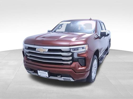 Radiant Red 2025 Chevrolet Silverado 1500 High Country
