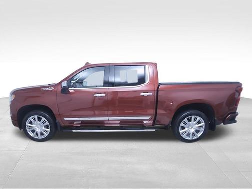 Radiant Red 2025 Chevrolet Silverado 1500 High Country