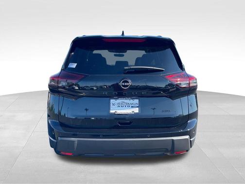 Super Black 2026 Nissan Rogue Dark Armor