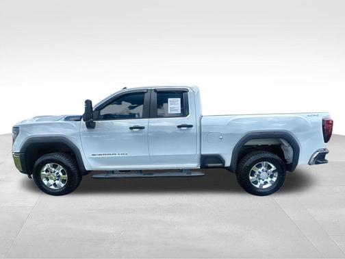 Summit White 2024 GMC Sierra 2500 Pro
