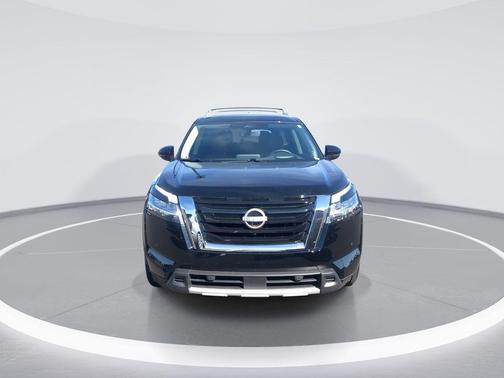 Super Black 2024 Nissan Pathfinder Platinum 4WD