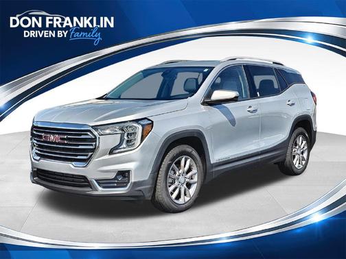 Quicksilver Metallic 2022 GMC Terrain SLT