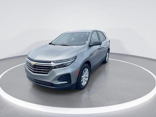 Sterling Gray Metallic 2024 Chevrolet Equinox LS