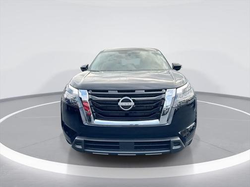 2025 Nissan Pathfinder S