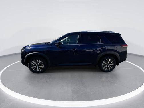 2022 Nissan Pathfinder SL 4WD