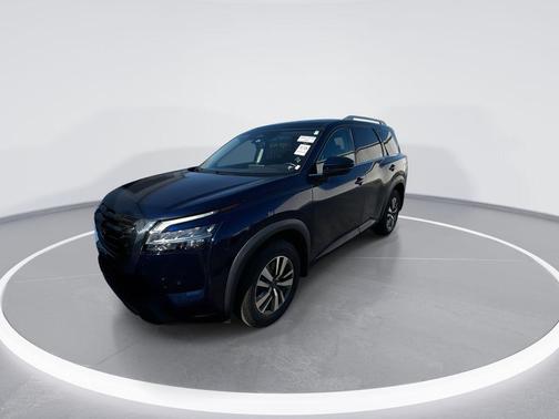 2022 Nissan Pathfinder SL 4WD