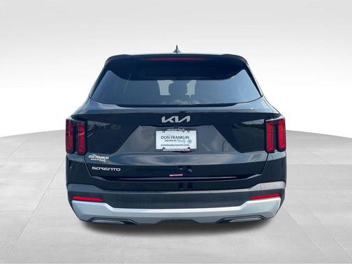 Ebony Black 2026 Kia Sorento LX