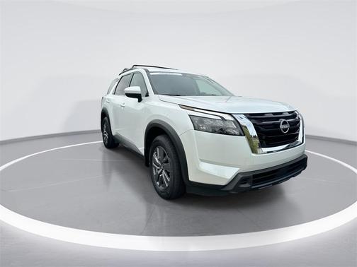 2025 Nissan Pathfinder SV 4WD