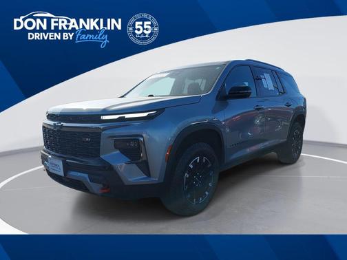 Sterling Grey Metallic 2025 Chevrolet Traverse Z71