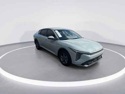 Morning Haze 2025 Kia K4 LXS