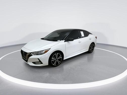 Aspen White/Super Black 2021 Nissan Sentra SR