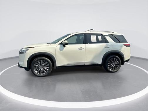 2024 Nissan Pathfinder SL FWD