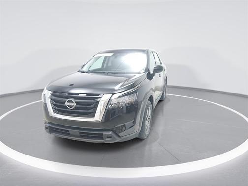 2023 Nissan Pathfinder S 4WD