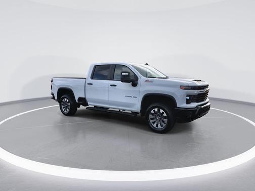 2025 Chevrolet Silverado 2500 Custom