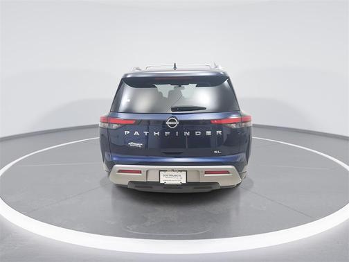 2022 Nissan Pathfinder SL 2WD