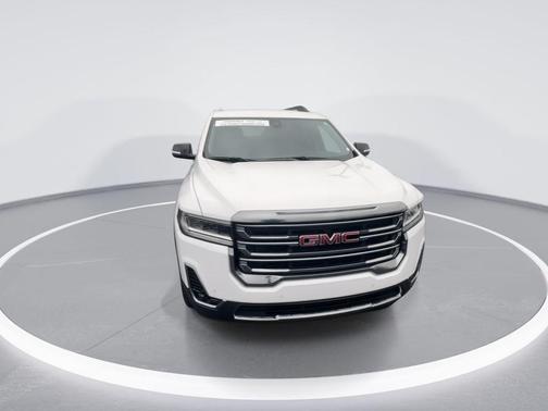 2023 GMC Acadia AWD AT4