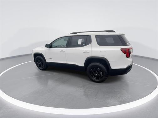 2023 GMC Acadia AWD AT4