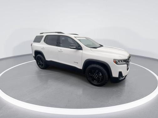 2023 GMC Acadia AWD AT4